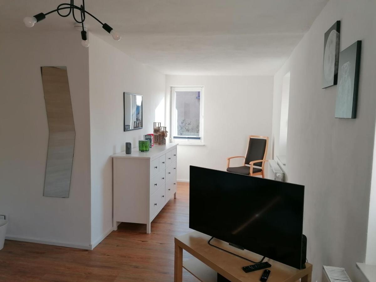 Fewo Im Lehm-Fachwerkhaus Erfurt Mit 3 Einzelnen Schlafzimmern Je Mit Tv Exterior foto